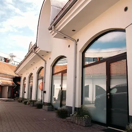 Hotel Braavo 3*