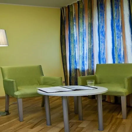 Braavo Hotel 3*