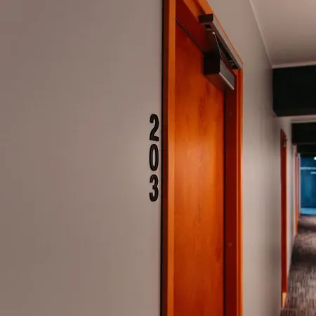 Hotel Braavo 3*