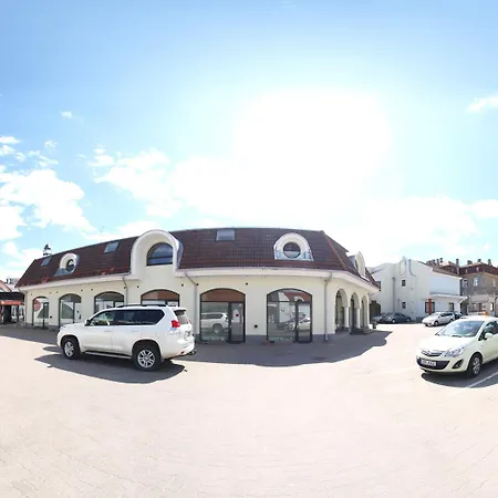 Hotel Braavo 3*