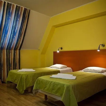 Hotel Braavo 3*