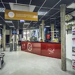 布拉沃温泉酒店
