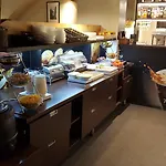 布拉沃温泉酒店