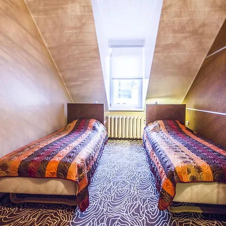 Otel Braavo 3*